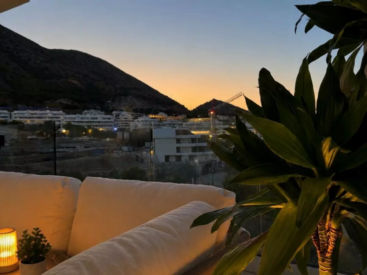 3-bedroom Apartment In Fuengirola, Spain (119 M²)