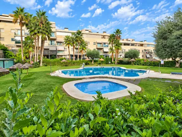 2-bedroom Apartment In Torremolinos, Spain (113 M²)
