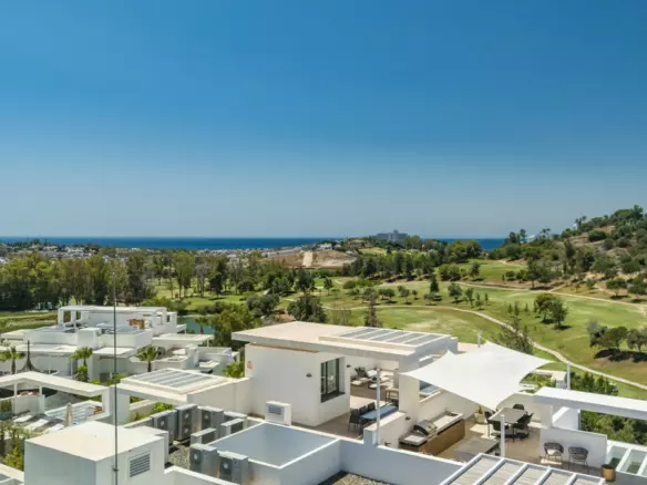 2-bedroom Apartment In Benahavis, Spain (222 M²)