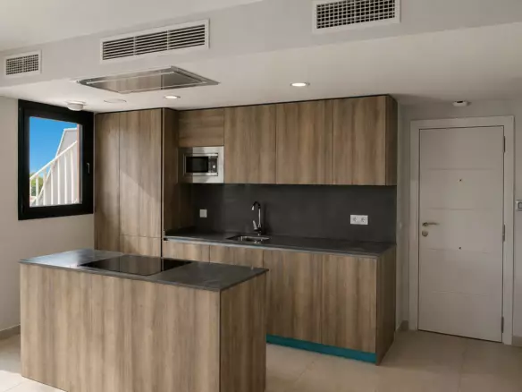 3-bedroom Apartment In Mijas, Spain (209 M²)