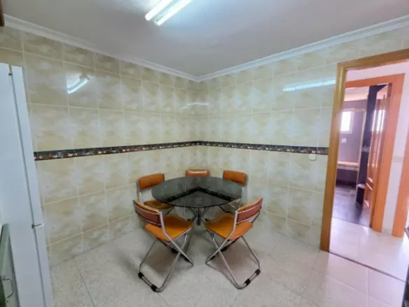 3-bedroom Apartment In Manilva, Spain (90 M²)