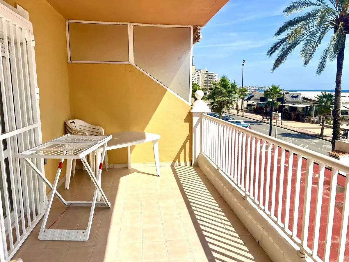 2-bedroom Apartment In Fuengirola, Spain (97 M²)
