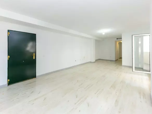3-bedroom Apartment In Benalmádena, Spain (137 M²)