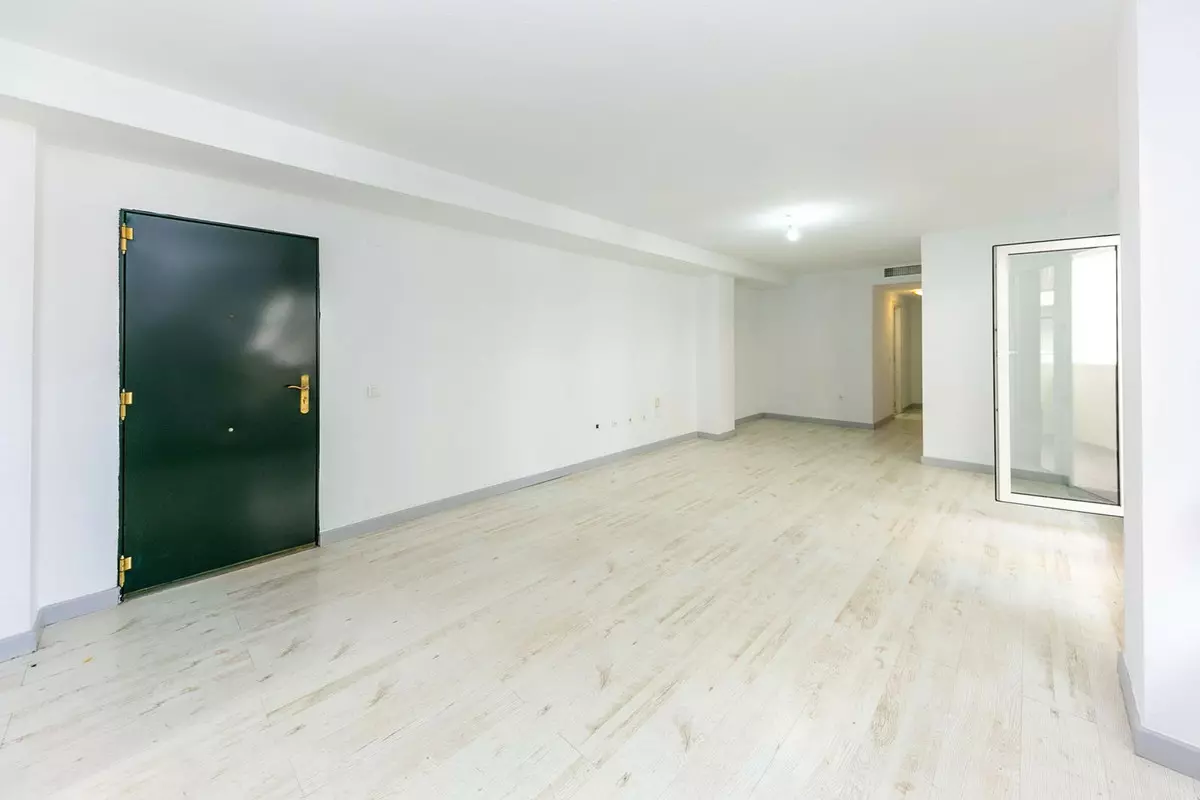 3-bedroom Apartment In Benalmádena, Spain (137 M²)