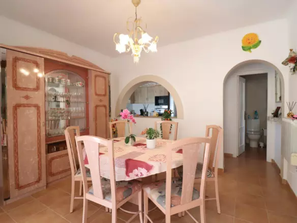 2-bedroom Villa In Algorfa, Spain (93 M²)
