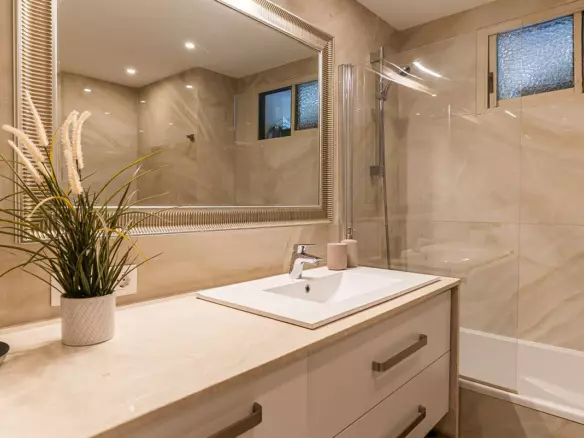 1-bedroom Apartment In Estepona, Spain (57 M²)