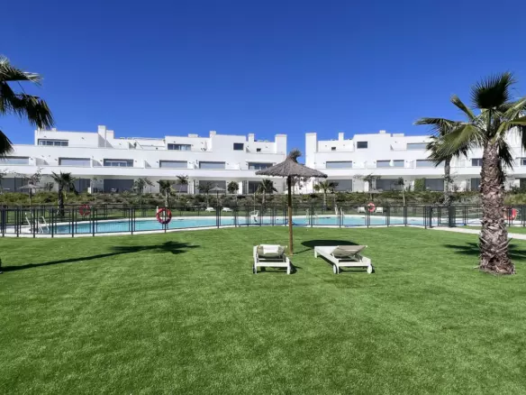 3-bedroom Apartment In Estepona, Spain (126 M²)