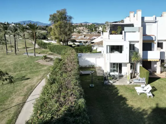 3-bedroom Town House In Marbella, Spain (149 M²)