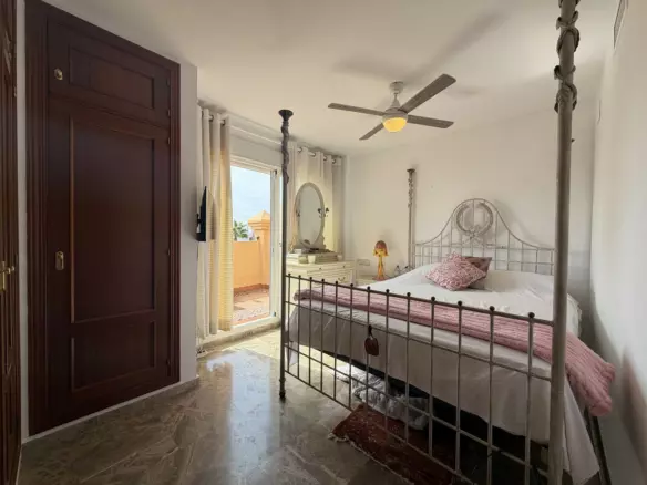 3-bedroom Town House In Estepona, Spain (225 M²)