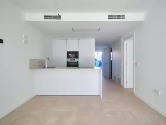 2-bedroom Apartment In Fuengirola, Spain (69 M²)