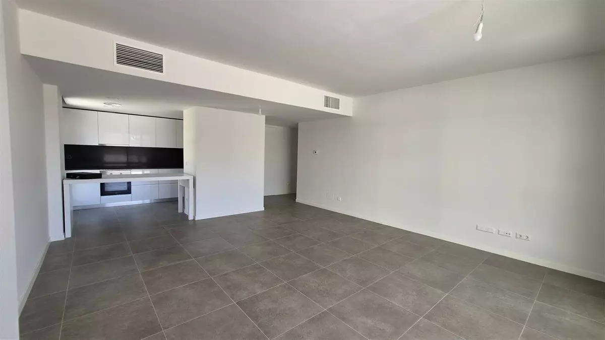 2-bedroom Apartment In Estepona, Spain (99 M²)
