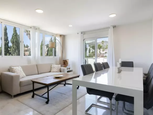 2-bedroom Apartment In Torremolinos, Spain (98 M²)