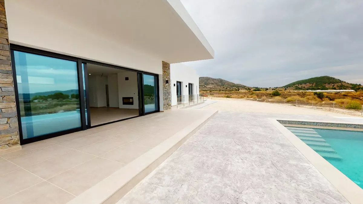 3-bedroom Villa In La Romana, Spain (248 M²)