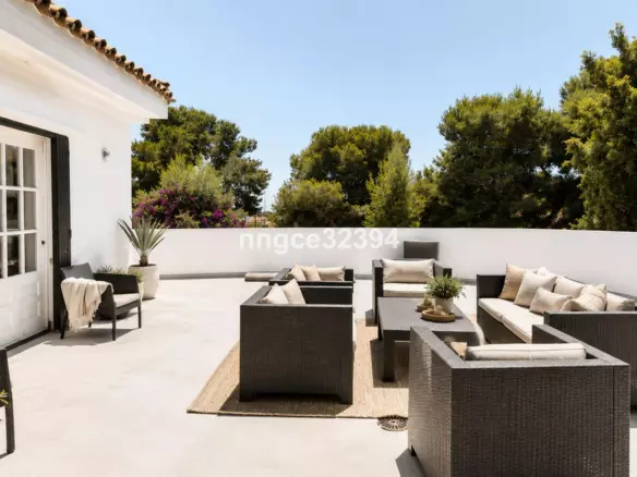 5-bedroom Apartment In Estepona, Spain (321 M²)