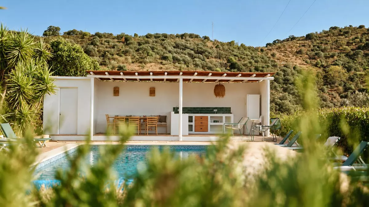 8-bedroom Country House In Casabermeja, Spain (440 M²)
