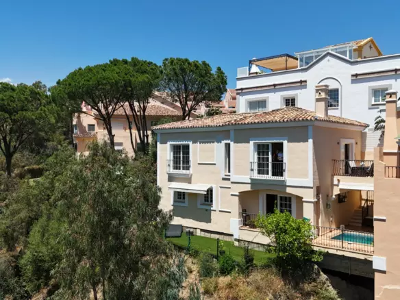 3-bedroom Villa In Marbella, Spain (204 M²)