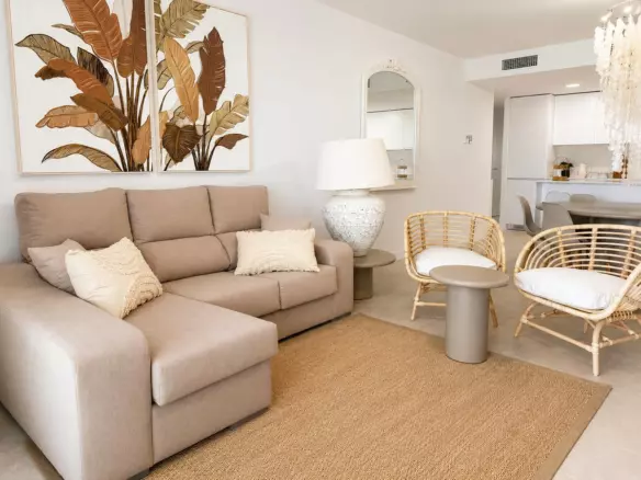 3-bedroom Apartment In Estepona, Spain (101 M²)