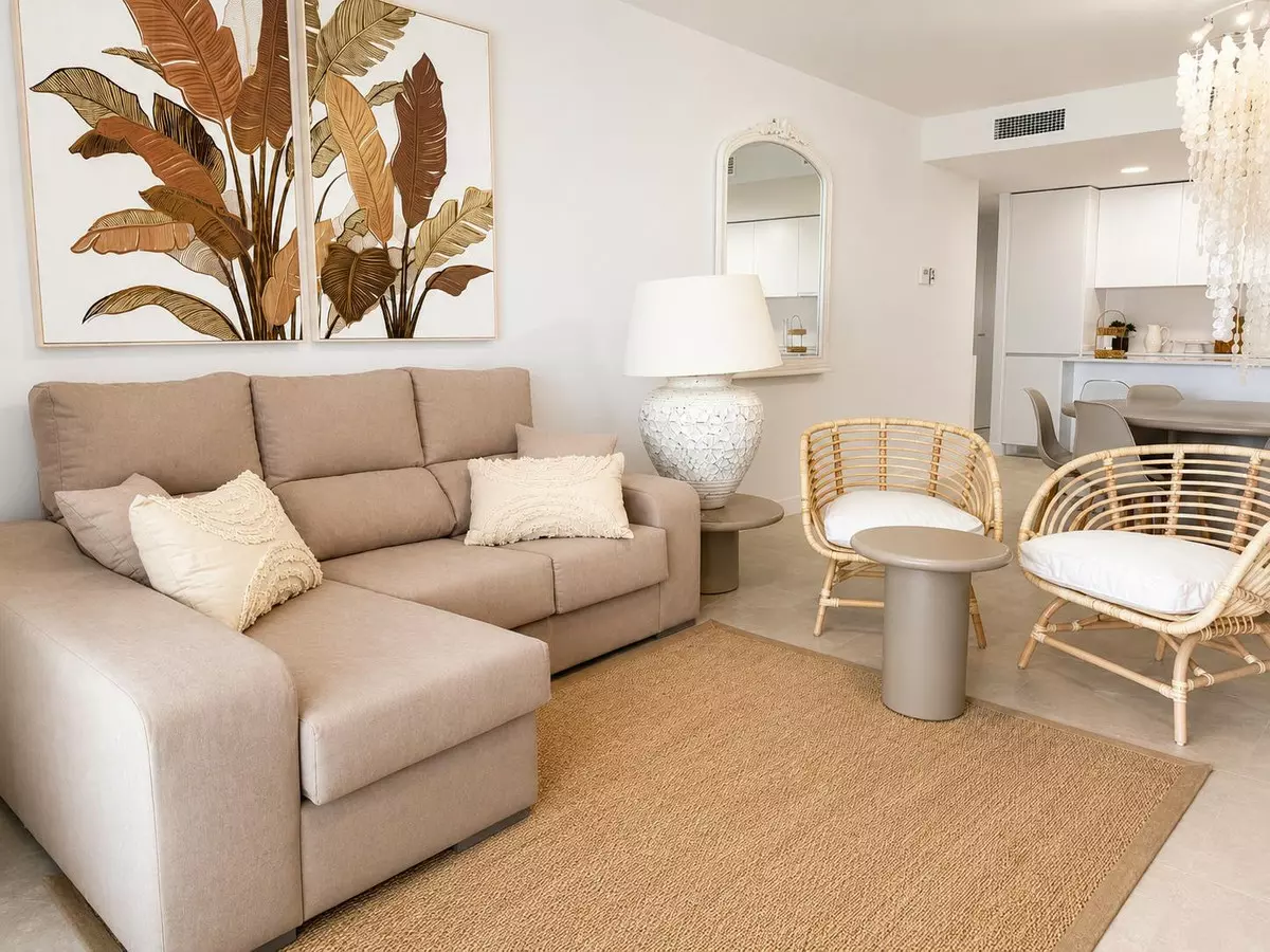 3-bedroom Apartment In Estepona, Spain (101 M²)
