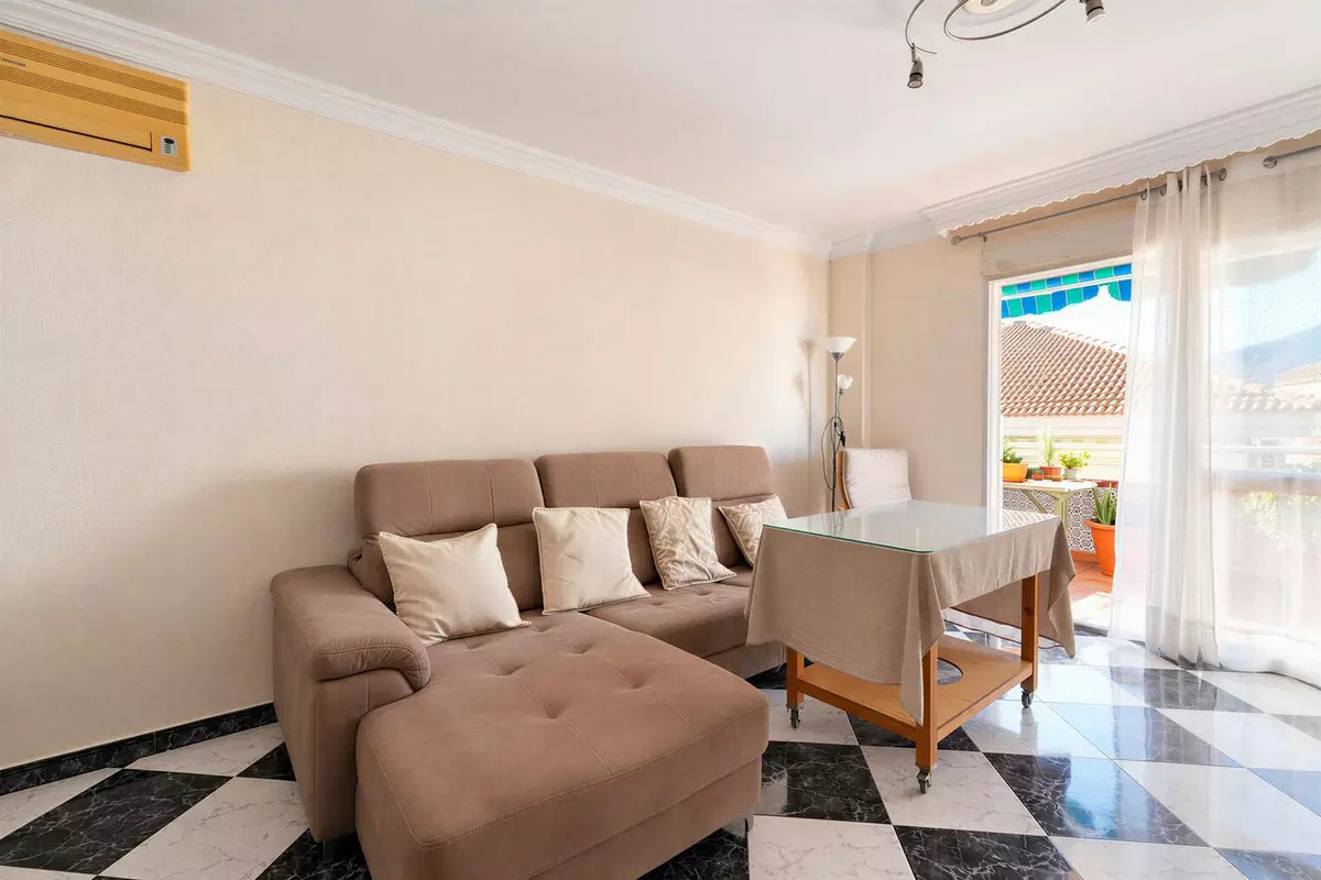 3-bedroom Apartment In Fuengirola, Spain (92 M²)
