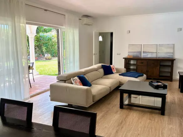3-bedroom Villa In Estepona, Spain (139 M²)