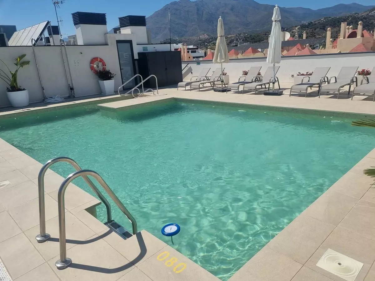 3-bedroom Apartment In Estepona, Spain (102 M²)