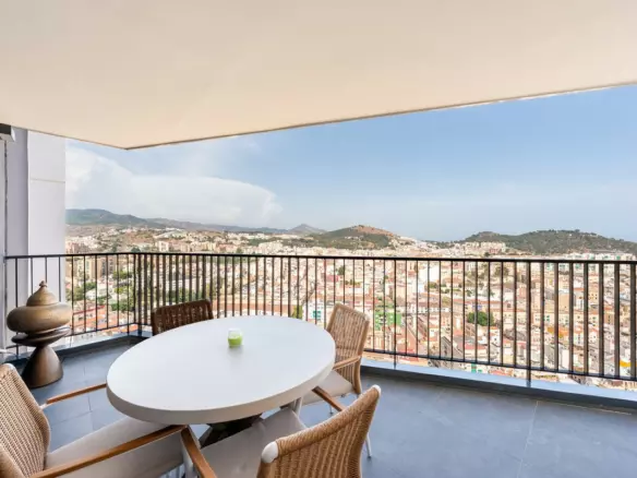 3-bedroom Apartment In Málaga, Spain (108 M²)