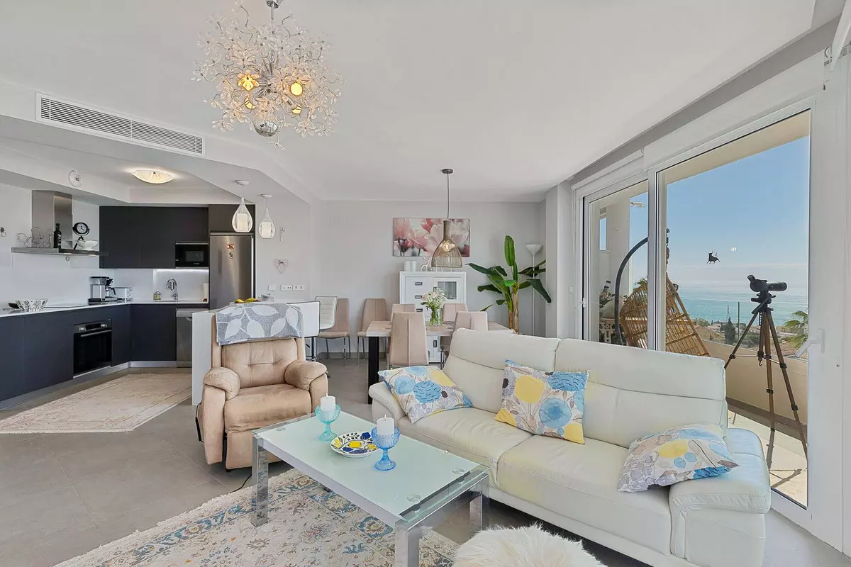 2-bedroom Apartment In Fuengirola, Spain (83 M²)
