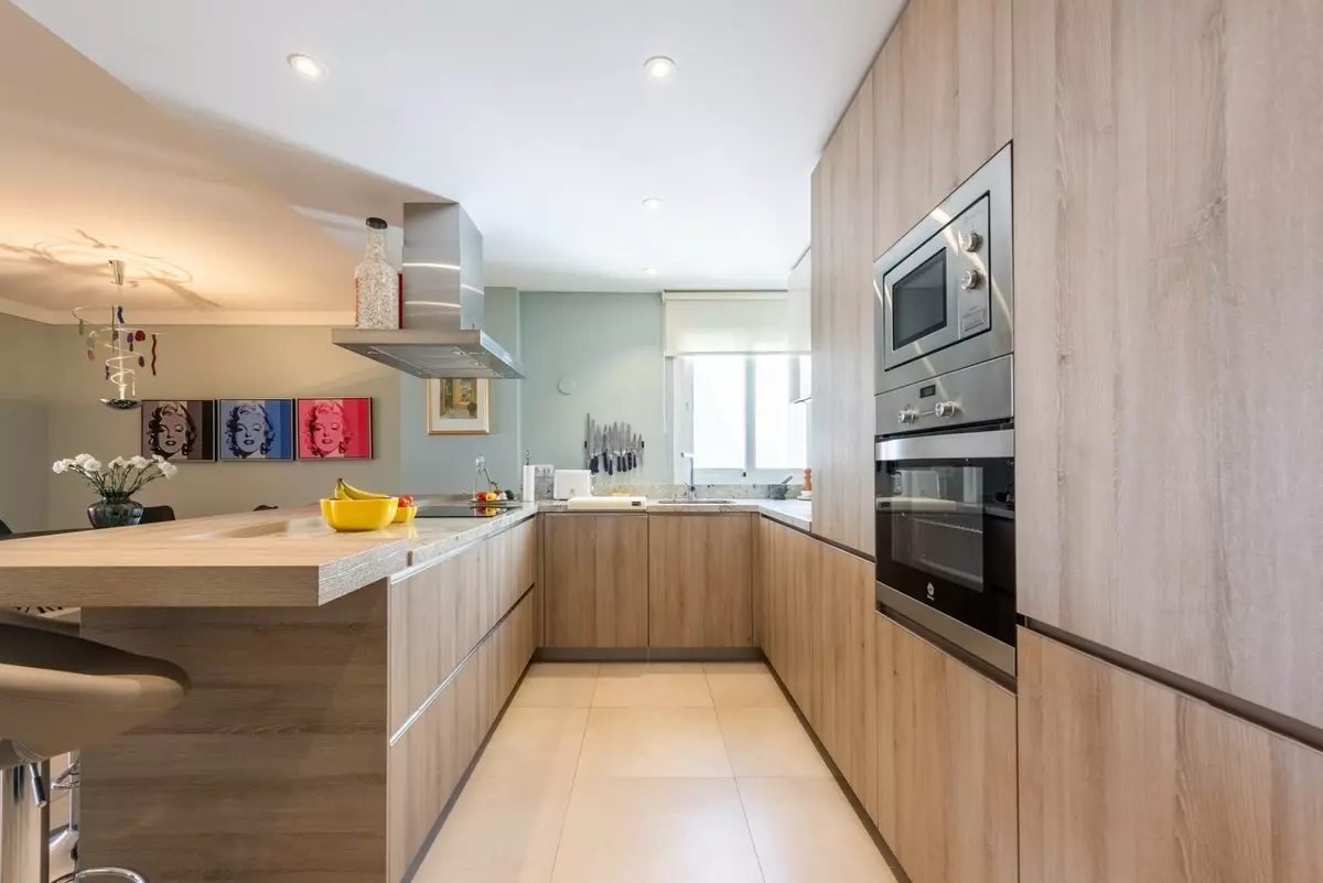 2-bedroom Apartment In Marbella, Spain (138 M²)