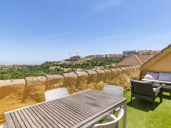 2-bedroom Apartment In Manilva, Spain (90 M²)