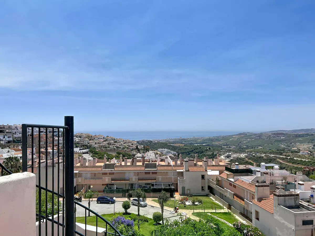 2-bedroom Apartment In Casares, Spain (62 M²)