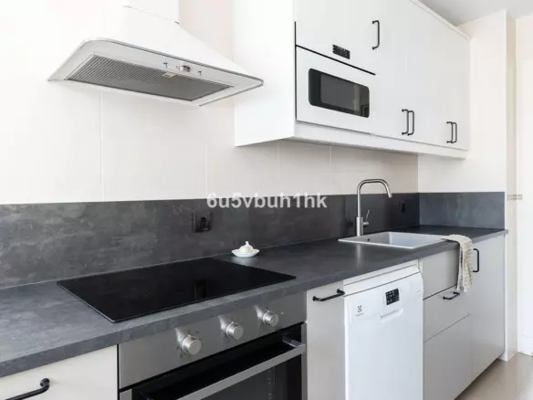 3-bedroom Apartment In Benalmádena, Spain (218 M²)