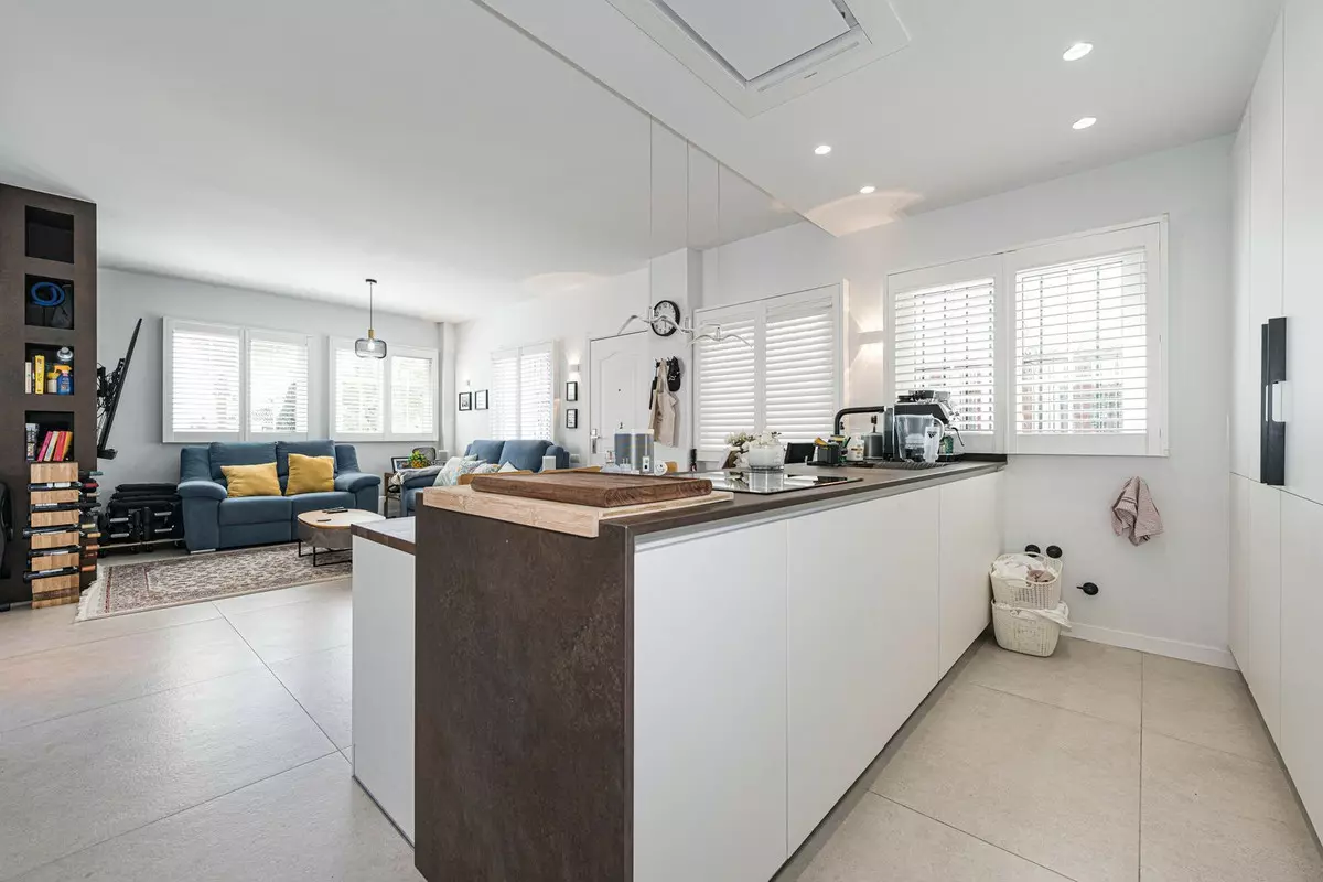 2-bedroom Apartment In Marbella, Spain (82 M²)