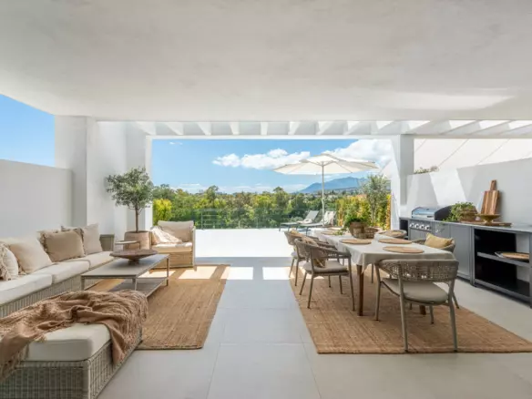 4-bedroom Villa In Marbella, Spain (256 M²)