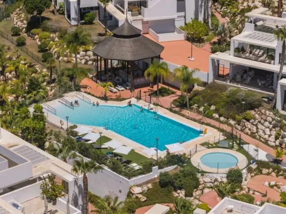 2-bedroom Apartment In Benahavis, Spain (222 M²)