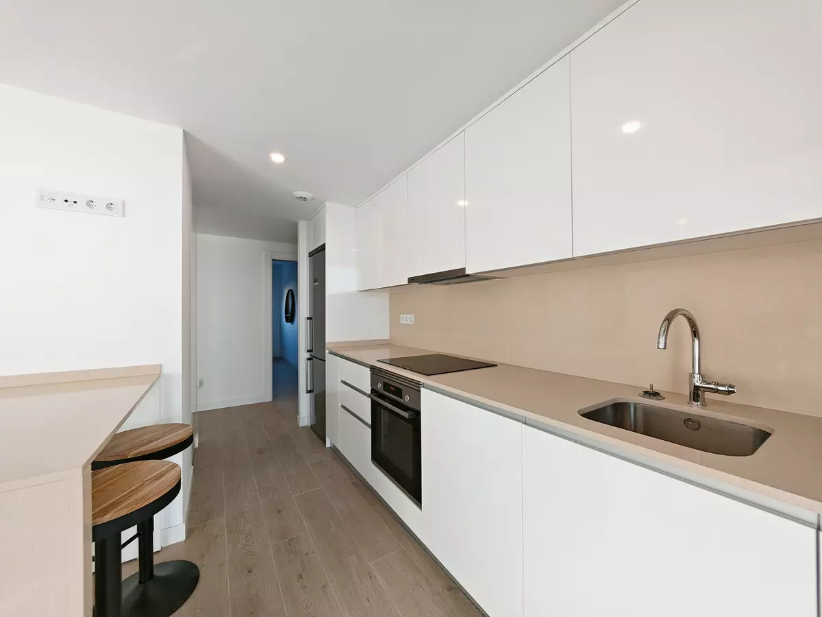 4-bedroom Apartment In Estepona, Spain (164 M²)