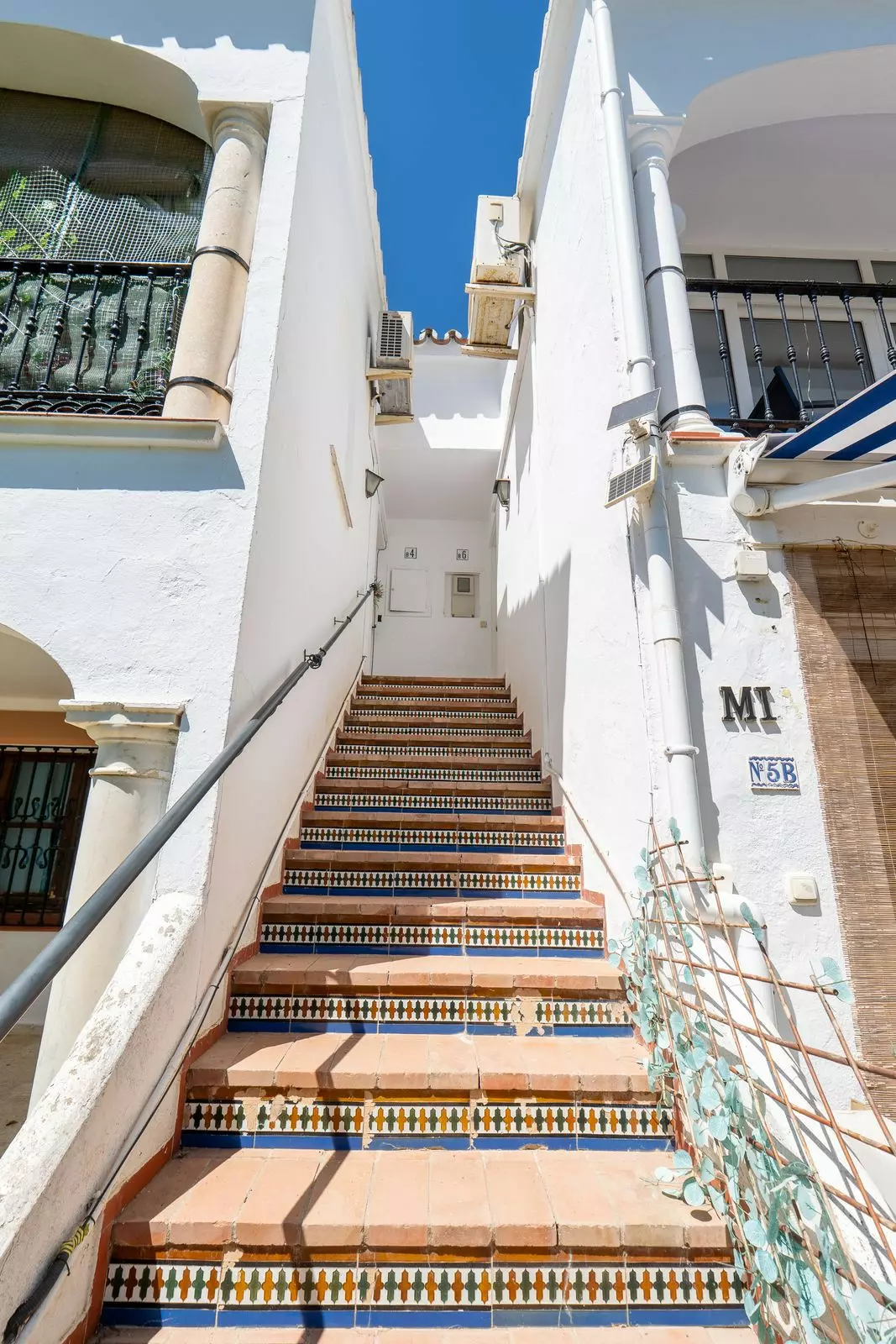 1-bedroom Apartment In Estepona, Spain (61 M²)