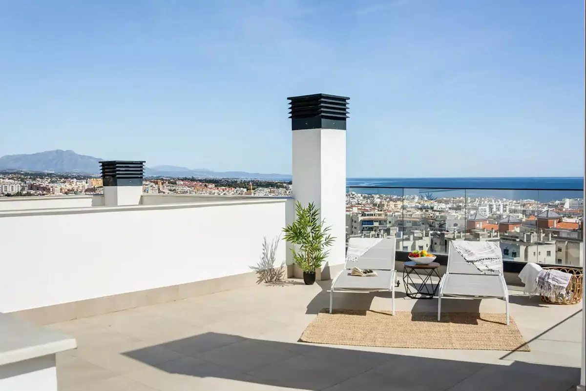 2-bedroom Apartment In Estepona, Spain (99 M²)