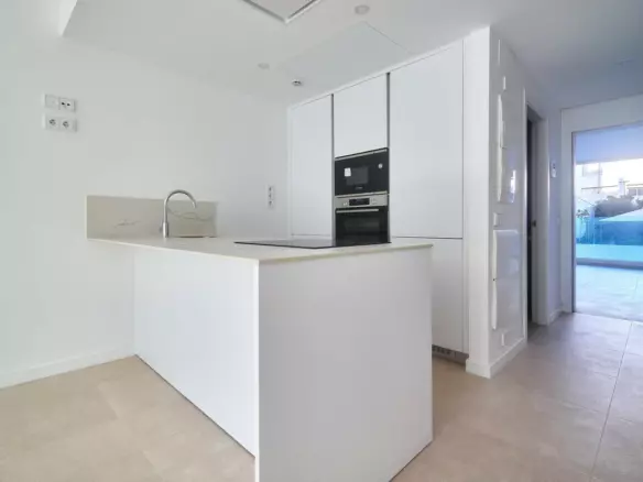 2-bedroom Apartment In Fuengirola, Spain (69 M²)