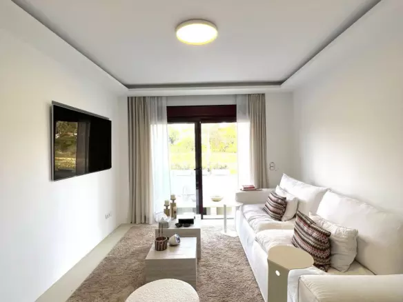 3-bedroom Apartment In Marbella, Spain (121 M²)