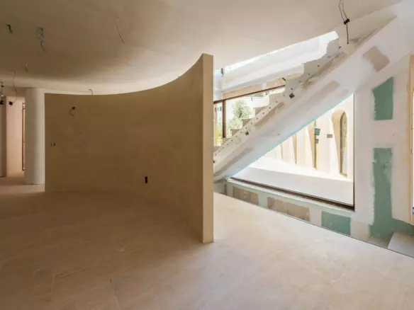 5-bedroom Villa In Casares, Spain (529 M²)