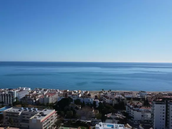 2-bedroom Apartment In Torremolinos, Spain (94 M²)