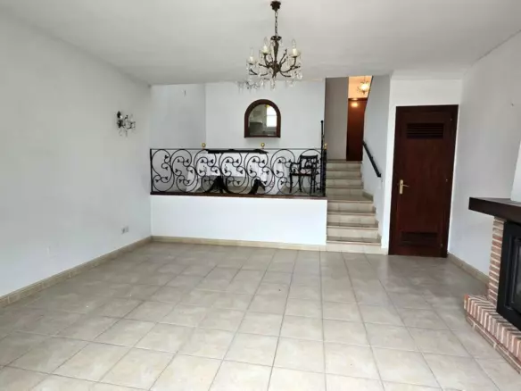 3-bedroom Town House In Mijas, Spain (127 M²)