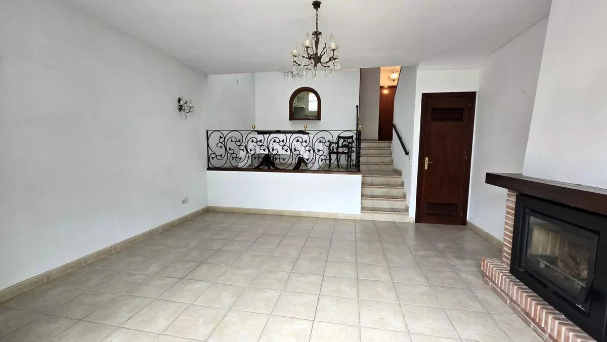 3-bedroom Town House In Mijas, Spain (127 M²)