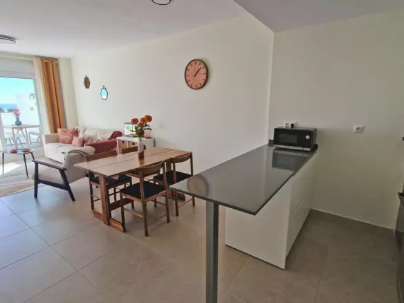 3-bedroom Apartment In Estepona, Spain (115 M²)