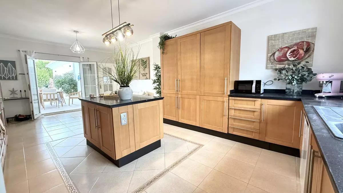 6-bedroom Villa In Mijas, Spain (425 M²)