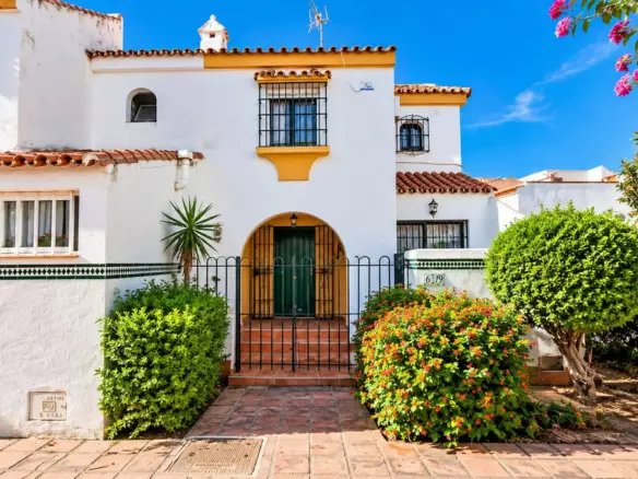 3-bedroom Town House In Casares, Spain (135 M²)