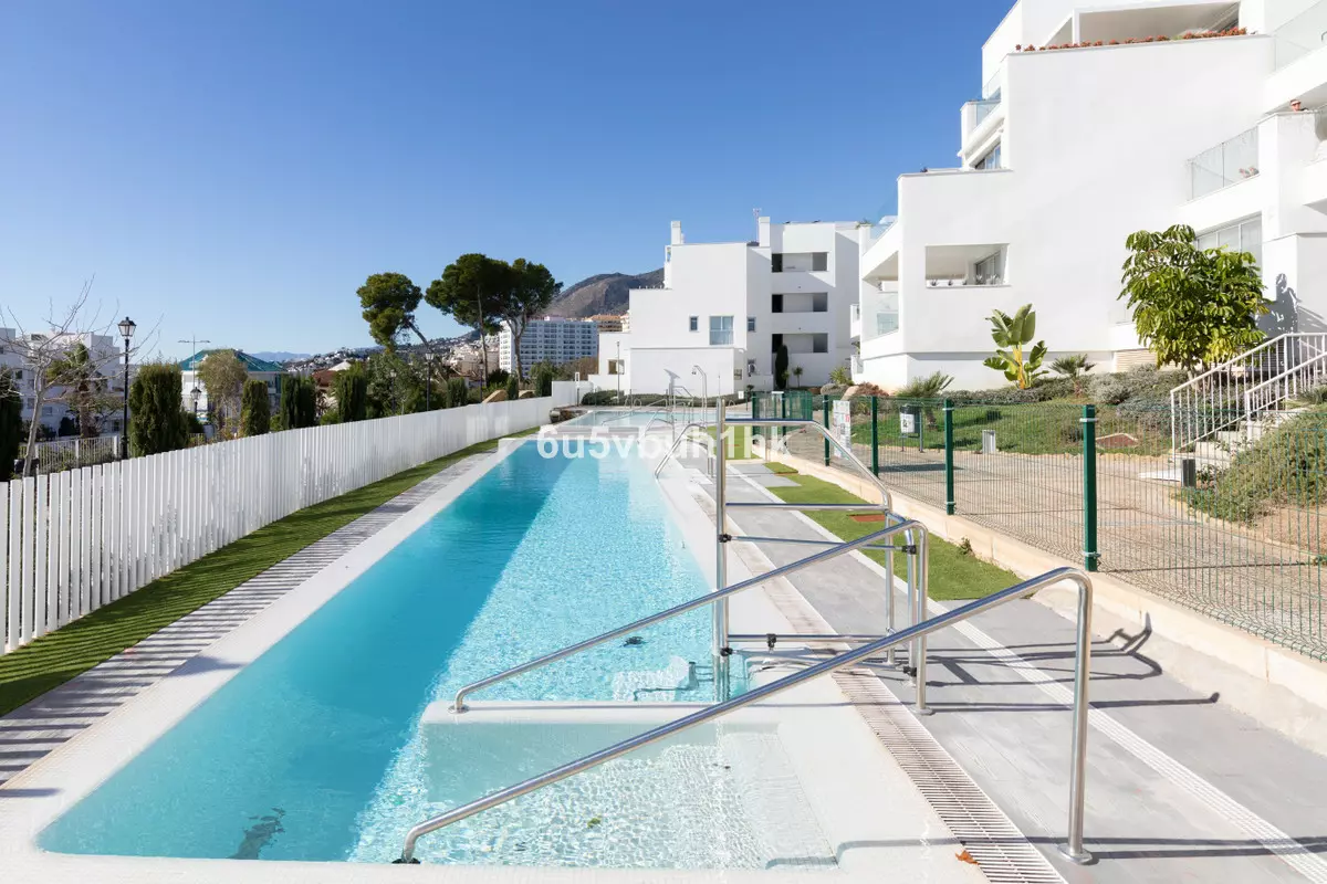 3-bedroom Apartment In Benalmádena, Spain (218 M²)