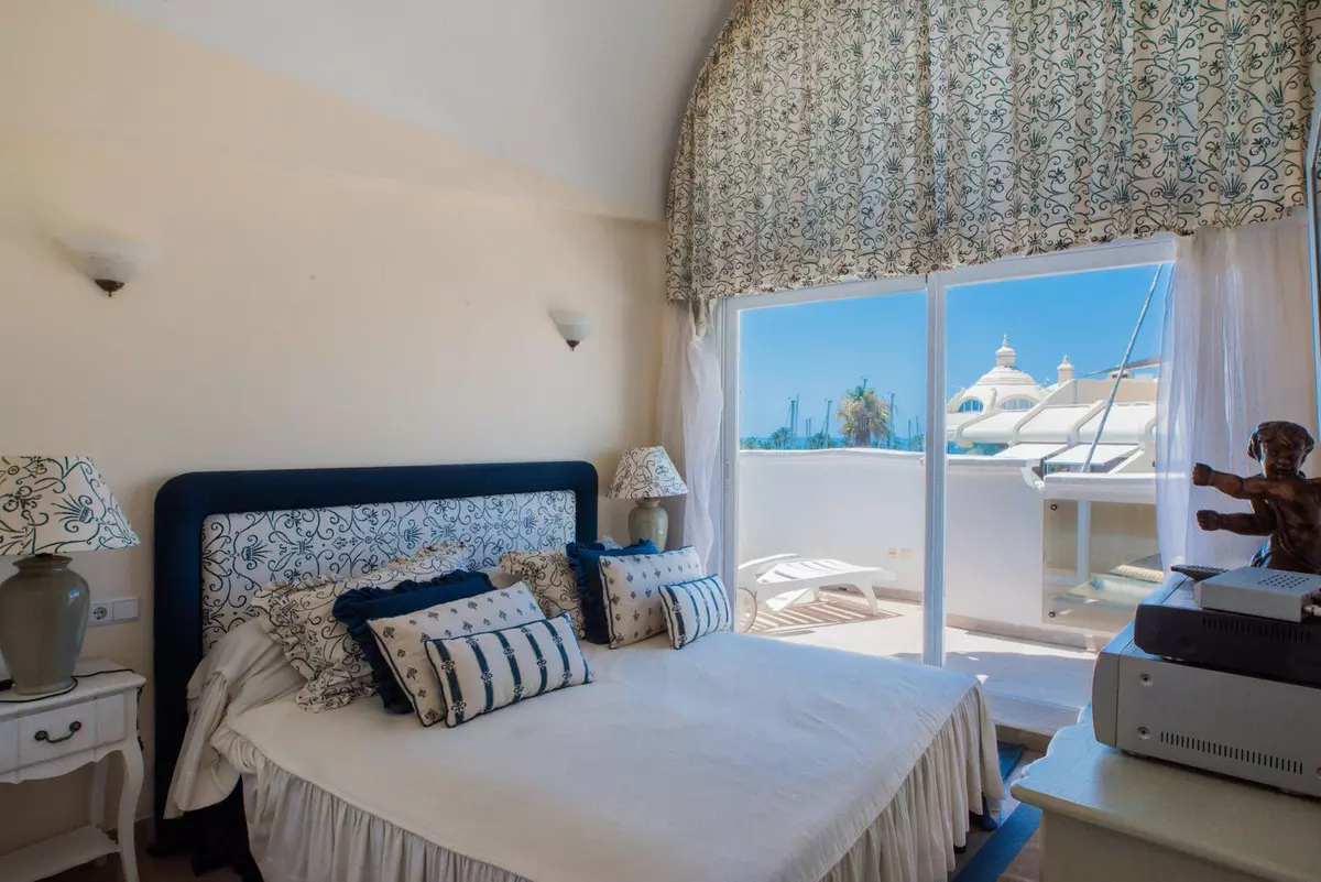 9-bedroom Apartment In Benalmádena, Spain (639 M²)