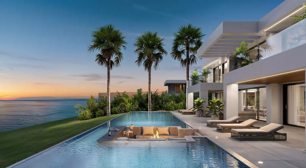 4-bedroom Villa In Manilva, Spain (807 M²)