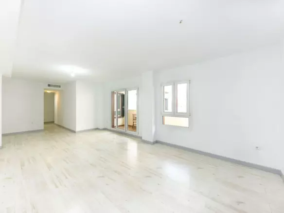 3-bedroom Apartment In Benalmádena, Spain (137 M²)